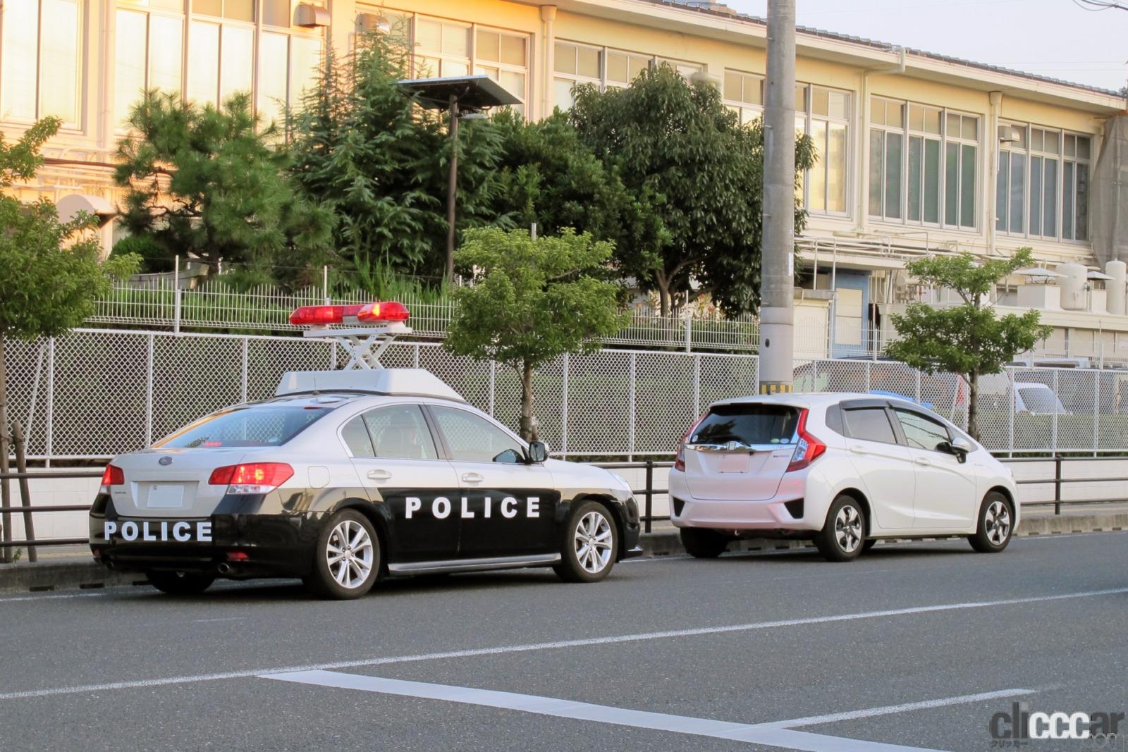 スピード違反の取り締まり方法と種類を調べてみた！「ネズミ捕り」「赤