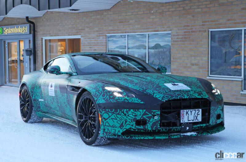 「アストンマーティンが日産「GT-R」になった？「DB11」後継モデルらしき開発車両が出現」の2枚目の画像