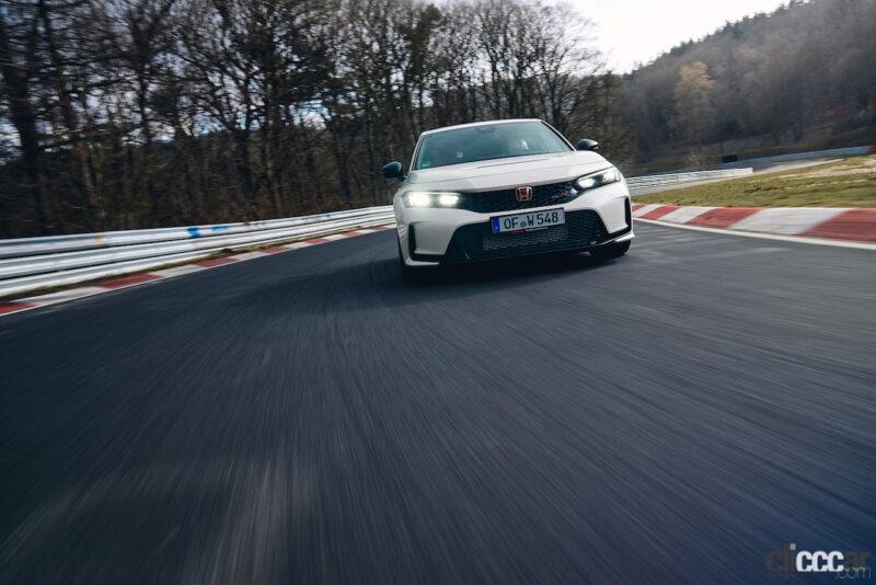 「ホンダ「シビック・タイプR」、ニュルブルクリンク北コースのFF最速ラップタイム更新！」の7枚目の画像