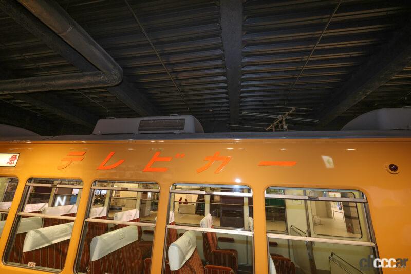 「伝説の5ドア車！「くずはモール」で京阪5000系の展示を開始。レアな昇降式座席も」の10枚目の画像
