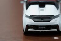 ホンダアクセス×京商のミニッツシリーズ「S660 Modulo X」。プレミアムスターホワイトのリヤ