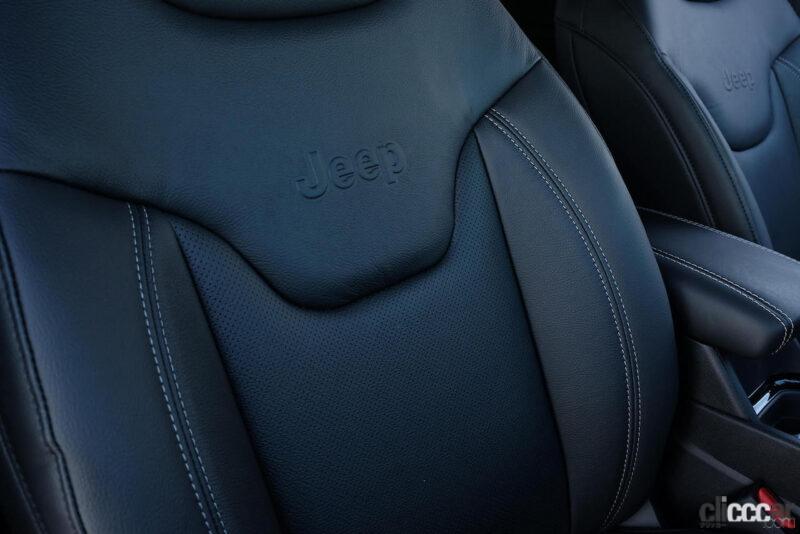 「ジープ・コンパスに上質な内外装、安全&快適装備を網羅した240台限定車「S-モデル」を設定」の2枚目の画像