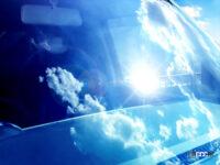 フロントガラスから入る太陽の光が、予想以上に車内温度を上昇させる（写真はイメージ）