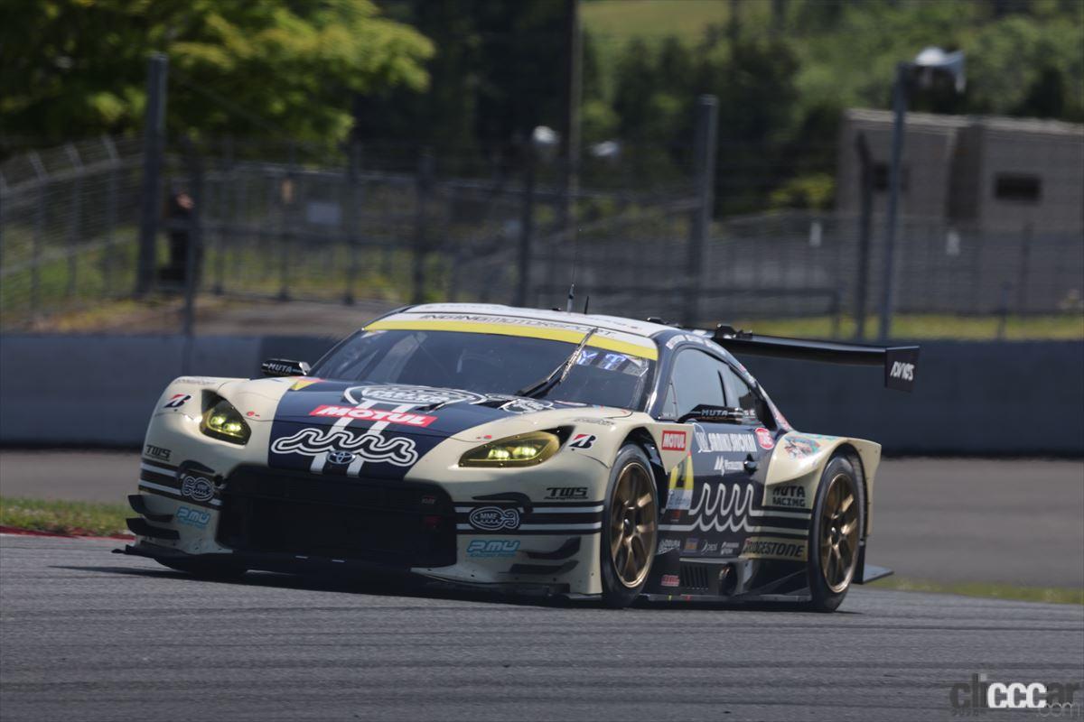 近藤真彦監督率いるリアライズ日産メカニックチャレンジGT-Rが優勝