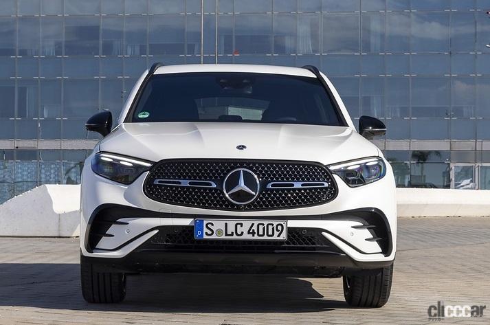 「メルセデス・ベンツ新型「GLC」が追求するSUVの官能的で純粋なデザインとは？【クルマはデザインだ】」の2枚目の画像