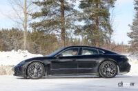 ポルシェ「タイカン」初の大幅改良。新開発LEDヘッドライトが2倍の600mを照射、EV市場最強トリプルモーターは最高出力1000馬力の「GT」登場？ - Porsche Taycan facelift 5