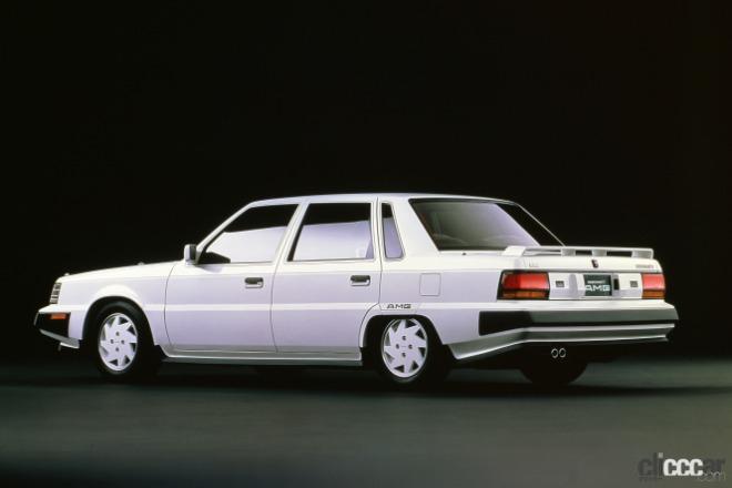 「三菱の最高級車「デボネア」発表。クラウンより20万円高い125万円で発売され、後に“走るシーラカンス”と呼ばれることに【今日は何の日？5月26日】」の9枚目の画像