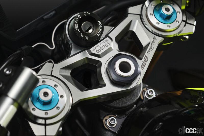 「トライアンフが「ストリートトリプル765 Moto2エディション」を国内発売。専用装備が満載の限定モデル登場」の4枚目の画像