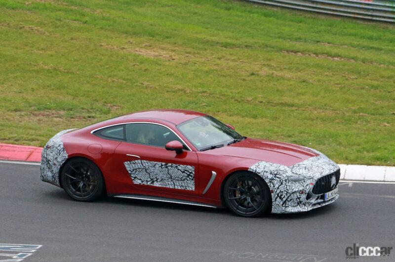 「メルセデスAMG「GT」改良新型が今夏にも登場。アクティブリアウィング装着でニュルブルクリンクに出現」の11枚目の画像