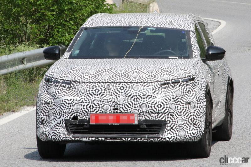 「日産「アリア」のフランスバージョン？　ルノーのミニバン「セニック」次期型はSUVに」の2枚目の画像
