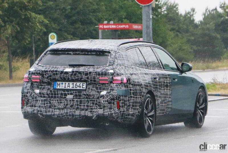 「BMWの電動5シリーズにもワゴン導入。『i5ツーリング』がフロントデザインを完全キャッチ」の11枚目の画像