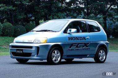 2002年米国「EPA」と「CARB」の認定を取得した燃料電池車FCX