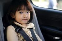 少しの時間でも、子どもを車内に取り残すのは危険