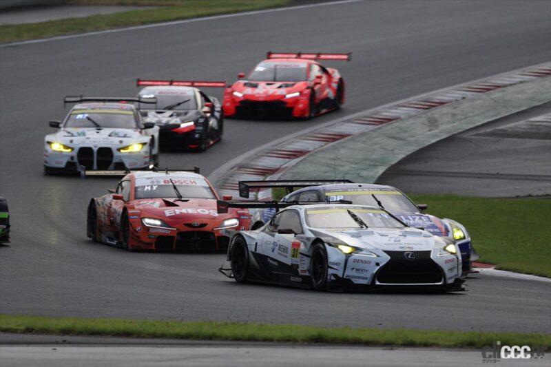 「スーパーGT第4戦富士・11号車 GAINER TANAX GT-Rが優勝。ラスト数ラップのタイヤ交換が決め手【スーパーGT 2023 GT300】」の16枚目の画像