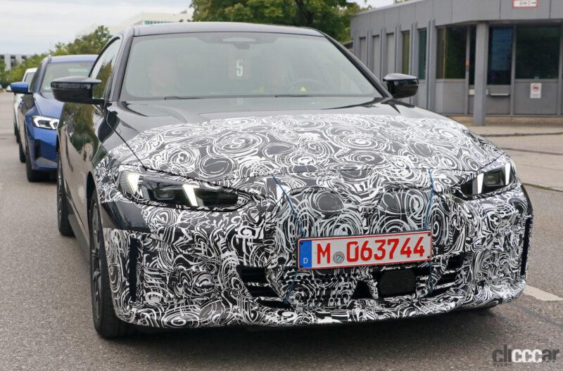「BMW「i4 M50」がさらなる進化！ 高性能BEV・4ドアクーペが航続距離やパワーを強化か」の2枚目の画像