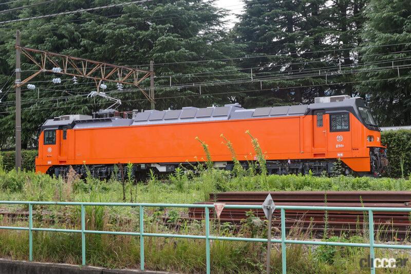 「東芝が製造した台湾向け電気機関車・E500形が姿を現す！」の1枚目の画像
