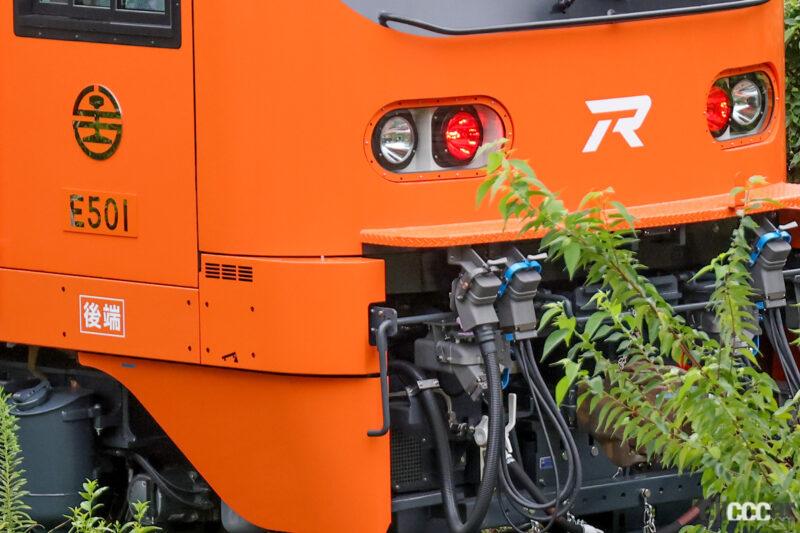 「東芝が製造した台湾向け電気機関車・E500形が姿を現す！」の2枚目の画像