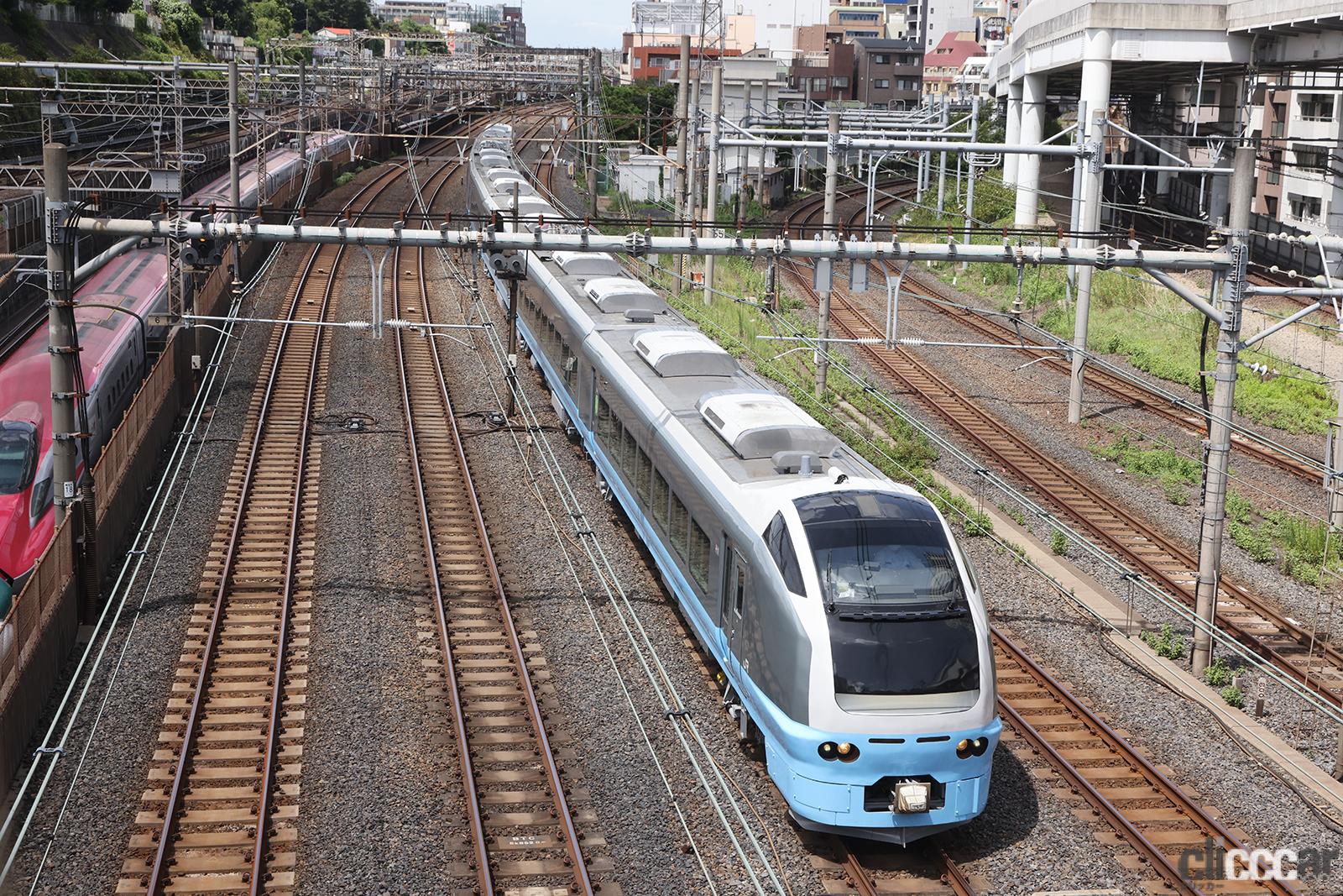 JR東日本E653系が新色となって常磐線に里帰り | clicccar.com