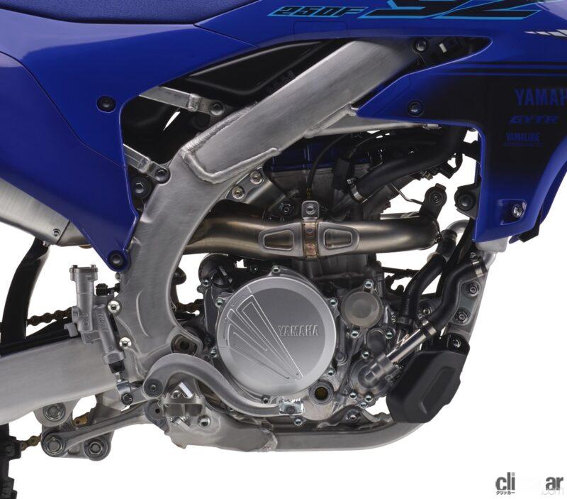 「ヤマハの市販モトクロッサー「YZ250F」に新フレーム採用の2024年モデル登場。93年型をオマージュした50周年記念カラーも設定」の5枚目の画像