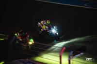 「ヤマハのトップチーム「YARTヤマハ」が世界耐久選手権で2023年の王者に。名車「YZF-R1」の25周年記念カラーで大奮闘！」の10枚目の画像ギャラリーへのリンク