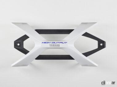 エンジンカバー