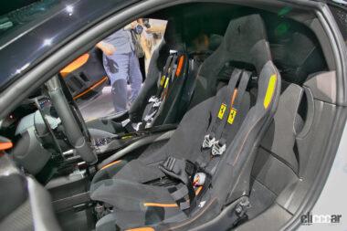 フェラーリSF90XXの内装02