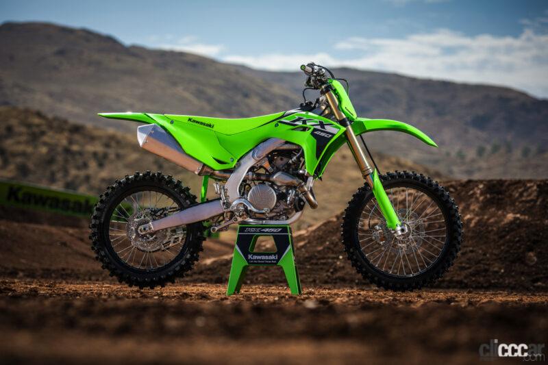 「カワサキがオフロード競技用モデルの新型「KX450／450X」の詳細を公開。5年ぶりのフルチェンジでエンジンを性能アップ」の4枚目の画像