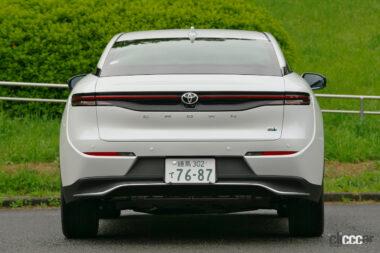 クラウンクロスオーバー外観05