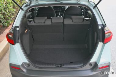 フィットクロスターの内装06