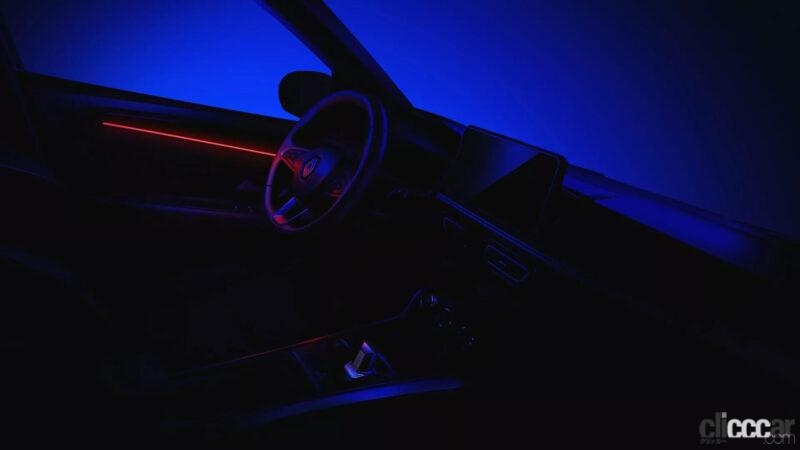 「ルノー新型SUV「カーディアン」のコクピットを先行公開。 8インチタッチスクリーン装備」の5枚目の画像