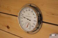 サウナ内の温湿度計