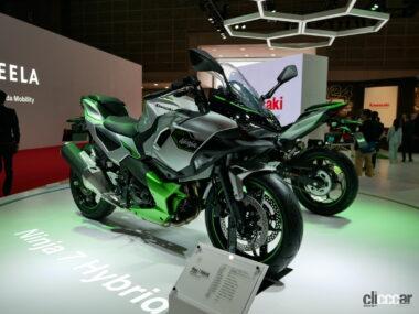 Ninja 7 Hybridはロングストロークの451cc2気筒エンジンとシングルモーター、6速AMTによる二輪初のストロングハイブリッドモデル。