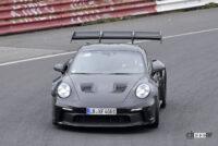 ポルシェ「911」初のハイブリッドは高性能モデルから？ 初期の992.2ベースモデルには搭載しない可能性 - Porsche 911 GT2 RS Mule 3