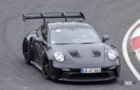 ポルシェ「911」初のハイブリッドは高性能モデルから？ 初期の992.2ベースモデルには搭載しない可能性 - Porsche 911 GT2 RS Mule 5
