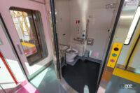 小山駅・日光駅側先頭車にはトイレを設置しています