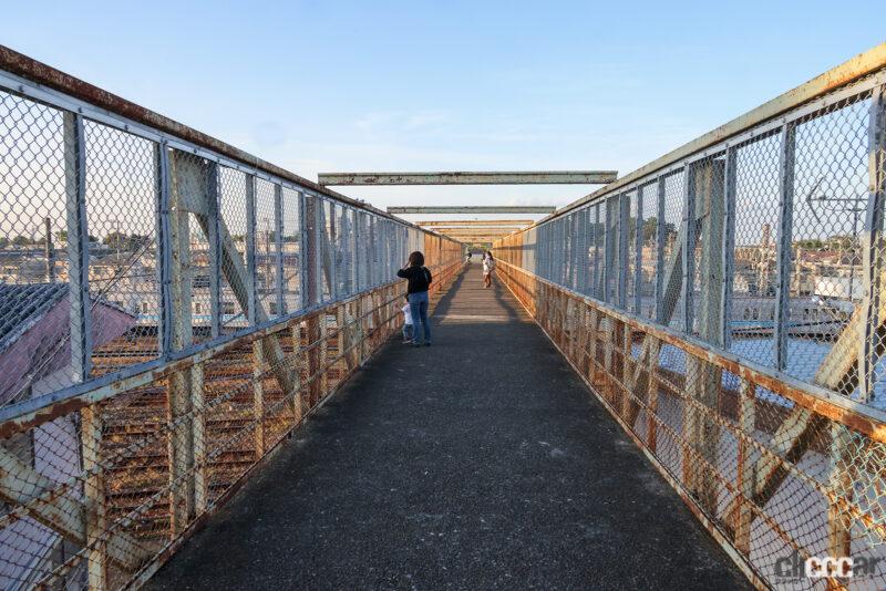 「太宰治も愛した「三鷹跨線人道橋」が12月から撤去開始だって!?」の4枚目の画像