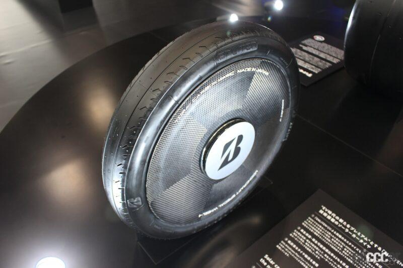 「ブリヂストンの「ENLITEN（エンライトン）」技術を採用した金属製の月面探索車用タイヤ【これだけは見逃すなジャパンモビリティショー2023】」の4枚目の画像