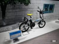 スズキは、パナソニックの電動アシスト自転車用ユニットを応用した「e-PO」は原付一種相当のスモールモビリティ。