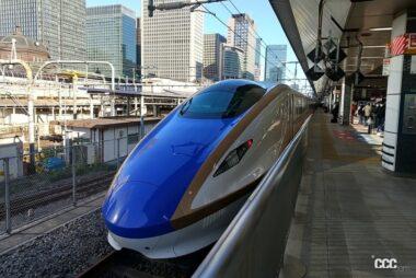 東京駅に停車している上越新幹線E7系　（引用：photoA_ひで【英】）　