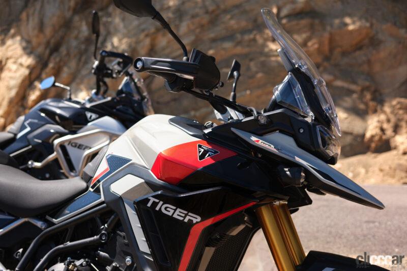 「トライアンフの冒険バイク「タイガー900」シリーズに2024年モデル登場。3気筒エンジンを改良し108PSへパワーアップ」の10枚目の画像