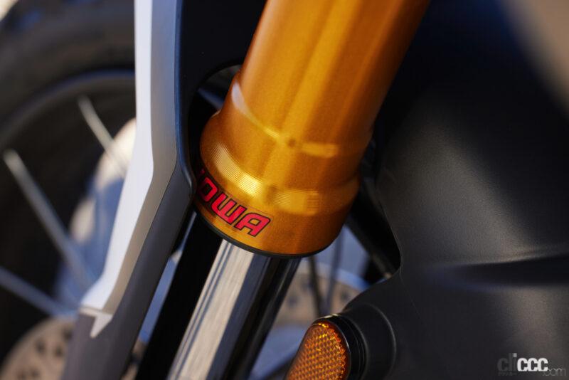 「トライアンフの冒険バイク「タイガー900」シリーズに2024年モデル登場。3気筒エンジンを改良し108PSへパワーアップ」の13枚目の画像