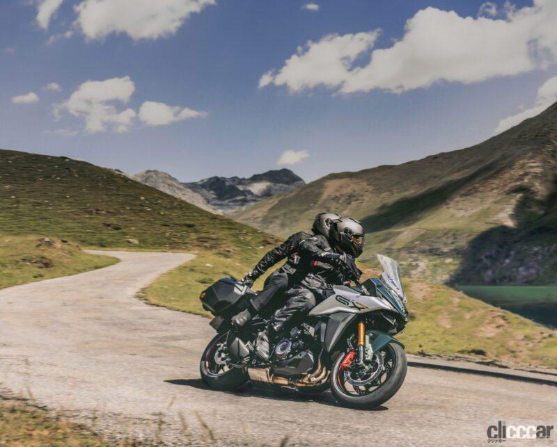 「スズキが大型クロスオーバーバイク「GSX-S1000GX」とフルカウル800cc 2気筒マシン「GSX-8R」を欧州で発表」の7枚目の画像