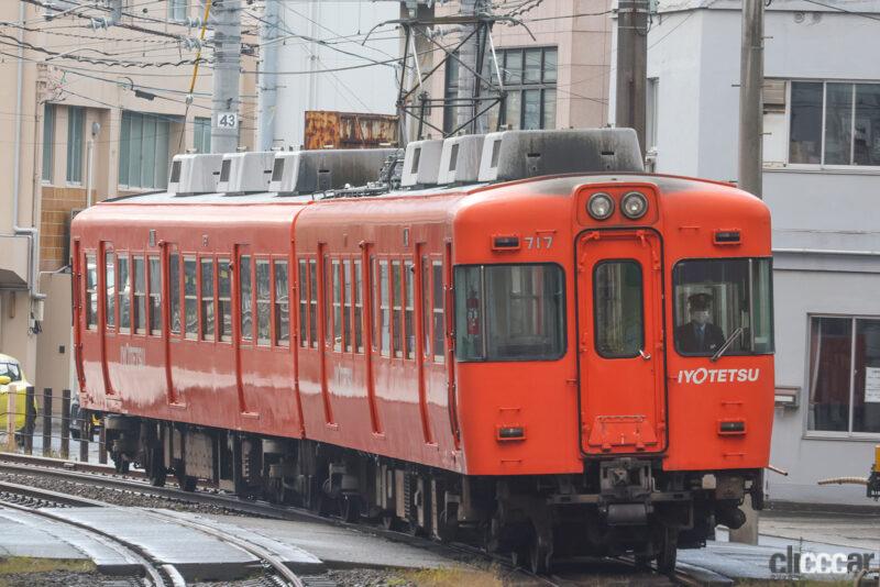 「伊予鉄道が新型車両7000系を導入し、鉄道線の車両を全車ステンレス化」の2枚目の画像