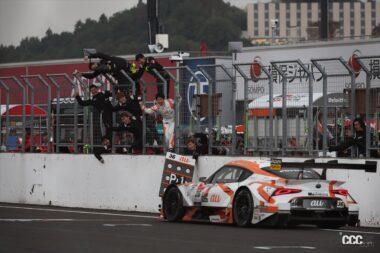 au TOM'S GR Supra優勝の瞬間