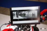 新しいアイデアの二輪用ステレオカメラがミラノショーで発表された【バイクのコラム】 - Hitachi Astemo EICMA2023_ADAS for small scooter model_1