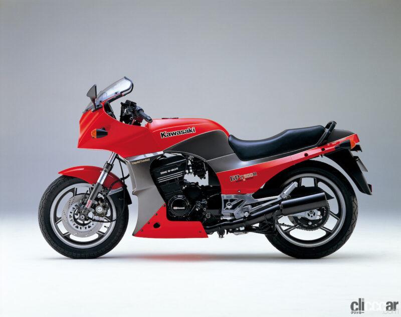 「カワサキ「ニンジャ1000SX」にニンジャ誕生40周年記念モデルが登場。1985年型GPZ900Rのカラーをオマージュ」の8枚目の画像