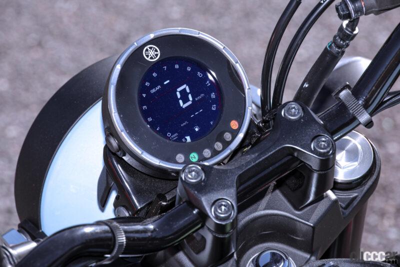 「ヤマハ新型「XSR125」は、自在に操れる走りが「遊び心」をくすぐるバイク。ネオレトロな原付二種スポーツに乗ってみた」の17枚目の画像