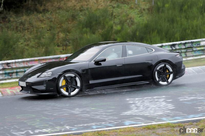 「ポルシェ「タイカン」改良型、雨のニュルブルクリンクで走行テスト。トップモデルは1,000馬力の「GT」に？」の5枚目の画像