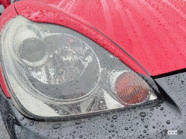 ひと際目立つ2赤と黒の2トーン_2