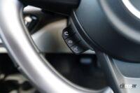 「新型スズキ・スイフトのインテリアをチェック。運転席は包まれ感が高く、スイッチ操作がしやすいコクピット感覚」の5枚目の画像ギャラリーへのリンク